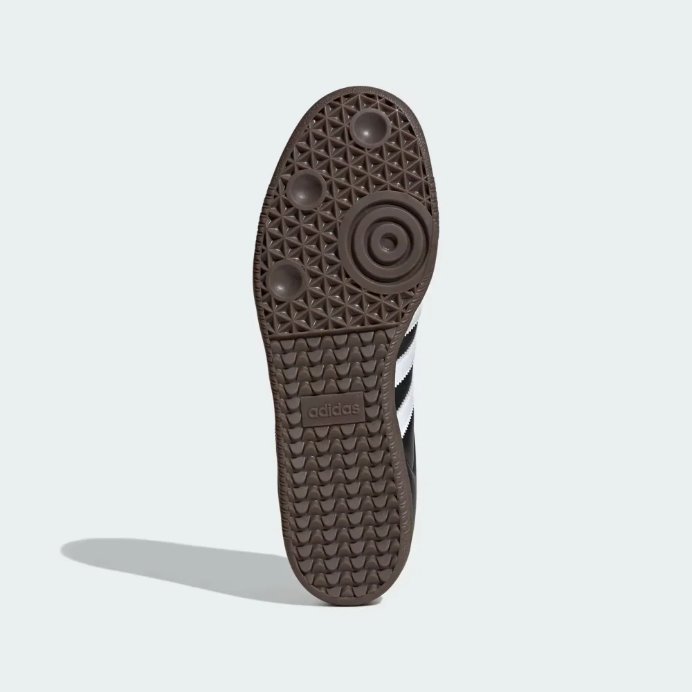 Adidas Samba Black & White Women’s Sneakers Adidas Samba black and white women’s shoes with free keychain