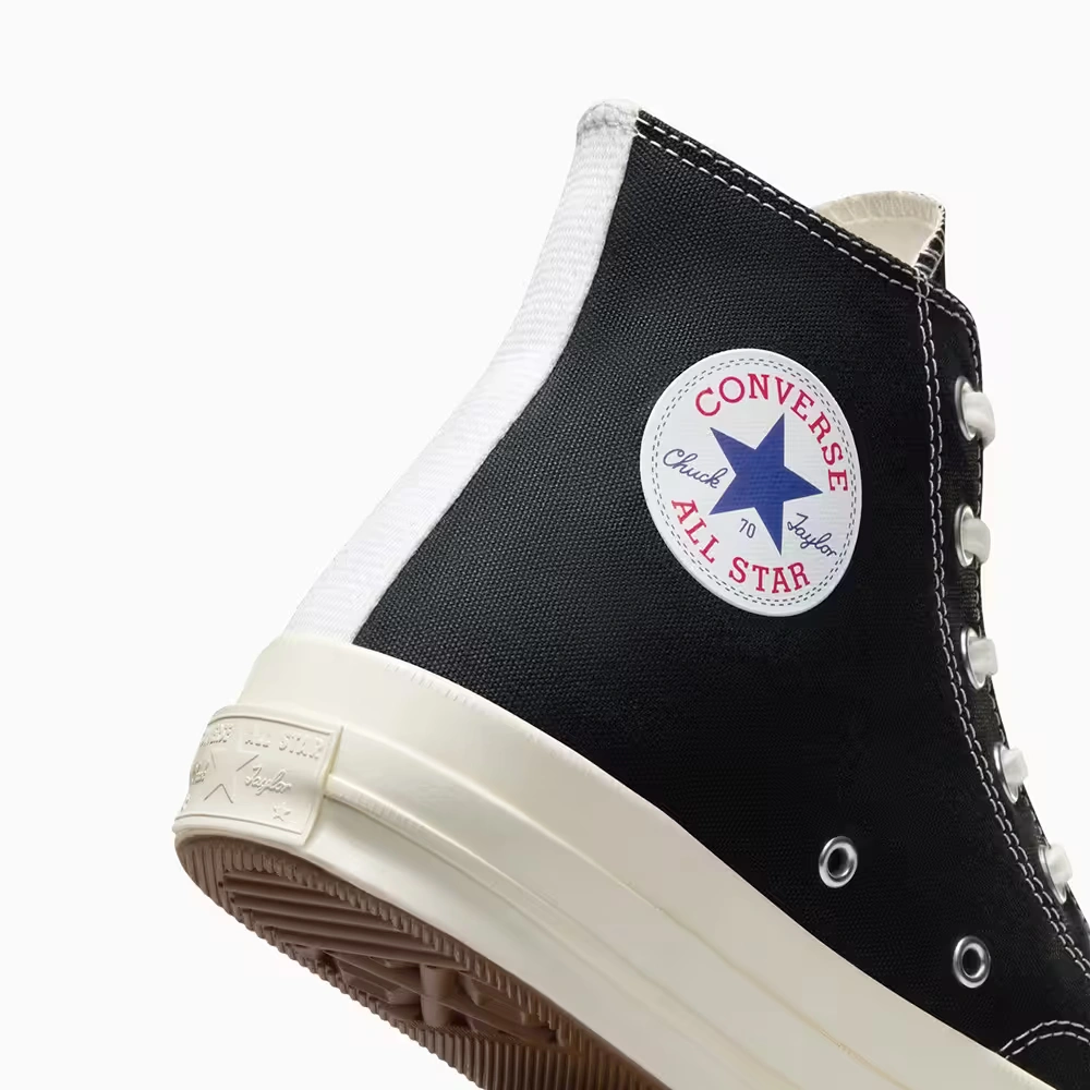 Converse x PLAY Comme des Garçons Chuck 70 Converse x PLAY Comme des Garçons Chuck 70 with red heart logo
