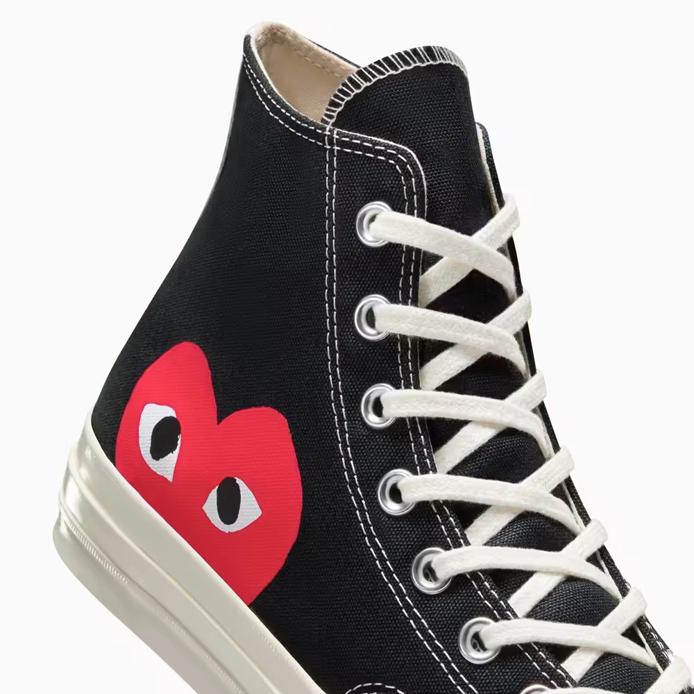 Converse x PLAY Comme des Garçons Chuck 70 Converse x PLAY Comme des Garçons Chuck 70 with red heart logo