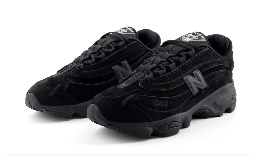 New Balance 1000 Black Cat Men’s Sneakers New Balance 1000 Black Cat all-black men’s sneaker